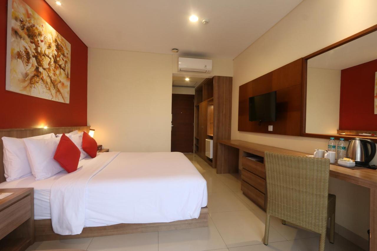 Grand La Walon Hotel Legian  Exterior photo