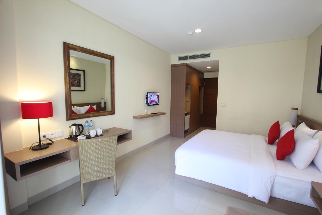 Grand La Walon Hotel Legian  Exterior photo