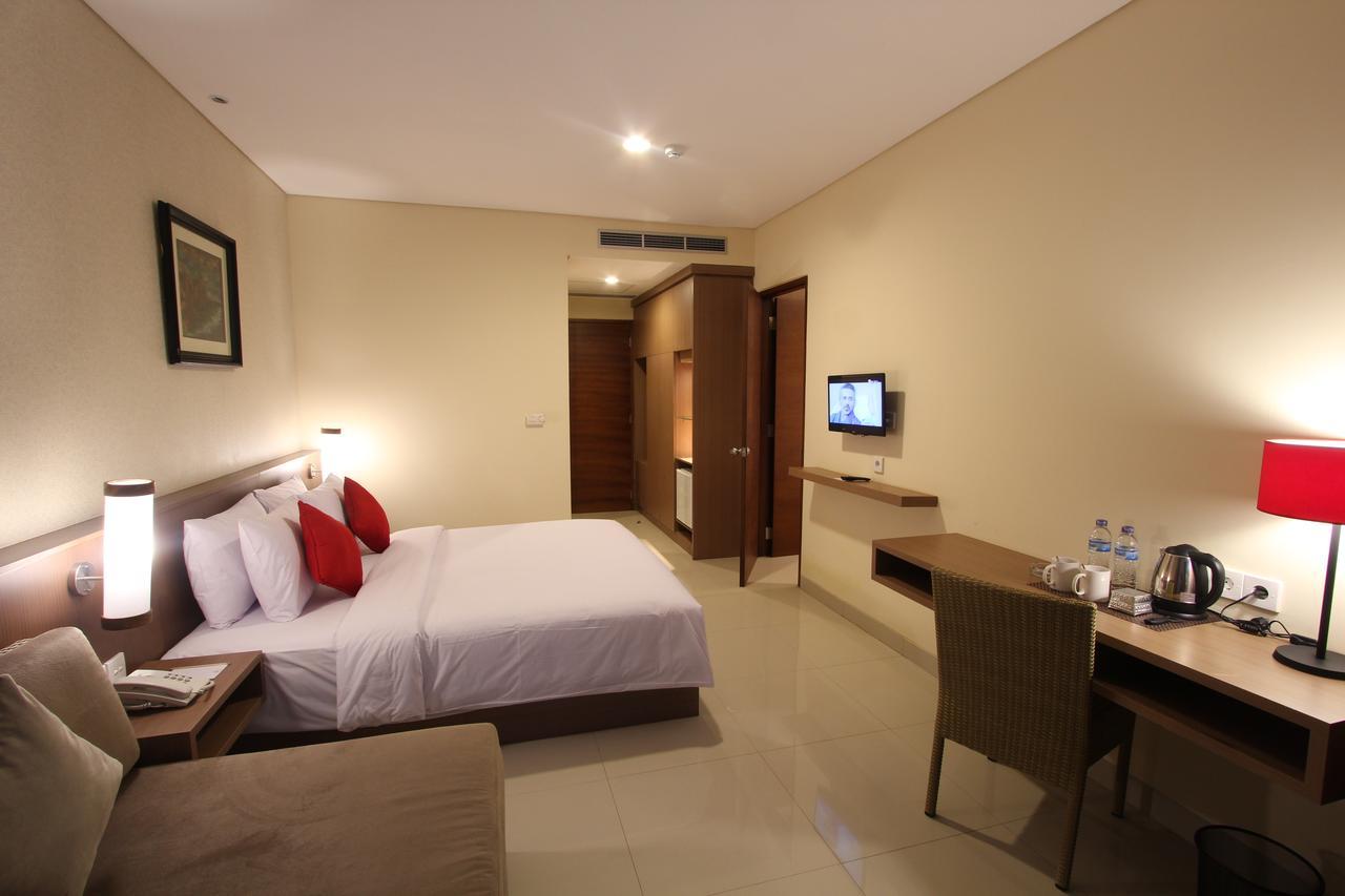 Grand La Walon Hotel Legian  Exterior photo