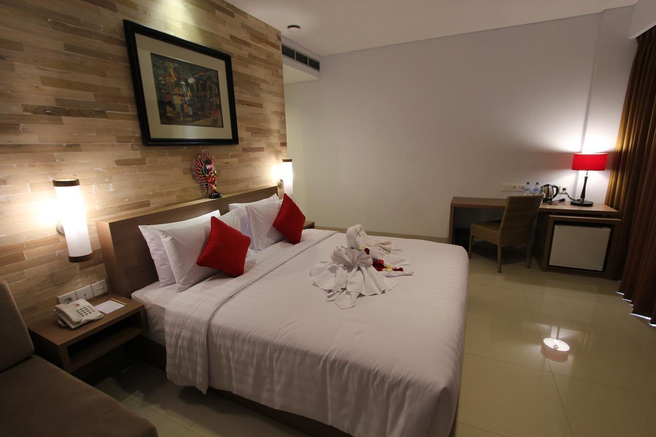 Grand La Walon Hotel Legian  Exterior photo