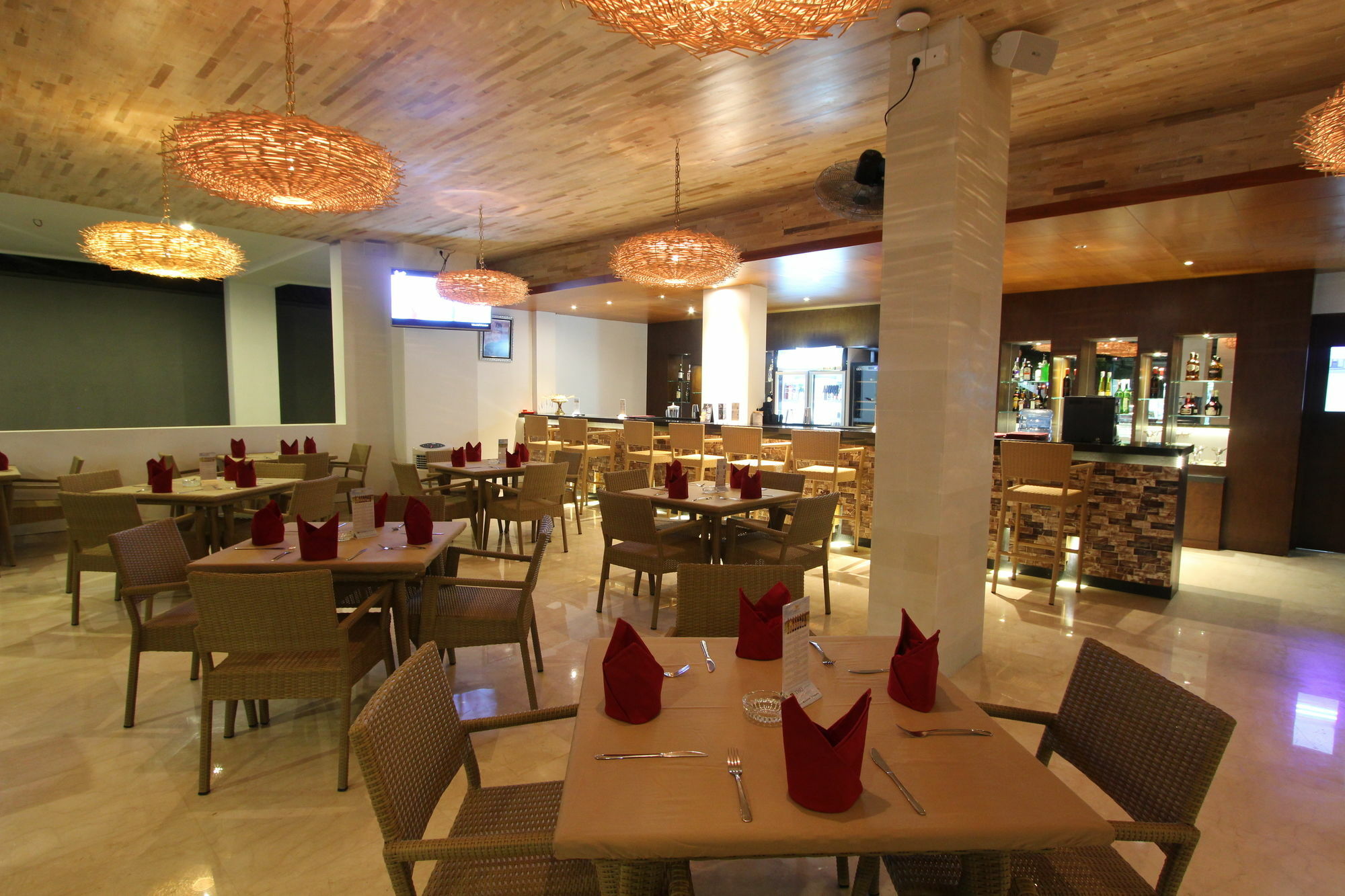 Grand La Walon Hotel Legian  Exterior photo